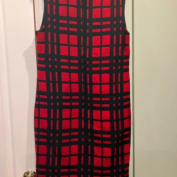 Red and Black Plaid Cape Coat - Picture 3 of 6